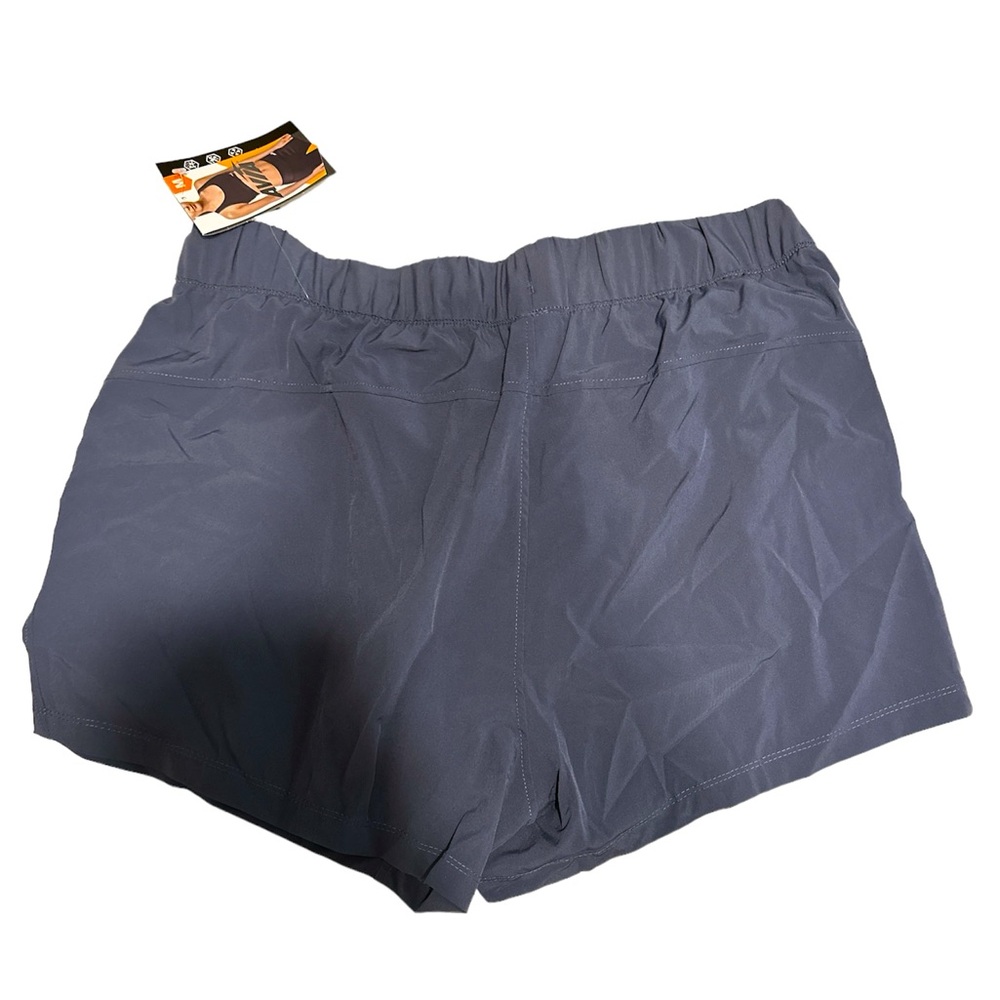 AVIA Woman’s Commuter Shorts Size Medium 8-10